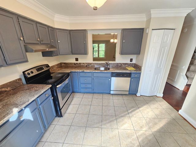 35 KINSMAN VIEW CIR, Silver Spring, MD 20901
