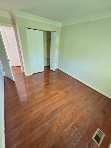 35 KINSMAN VIEW CIR, Silver Spring, MD 20901