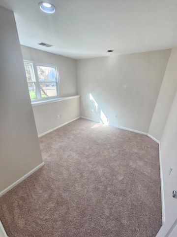 35 KINSMAN VIEW CIR, Silver Spring, MD 20901