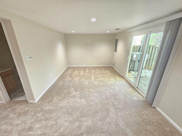 35 KINSMAN VIEW CIR, Silver Spring, MD 20901