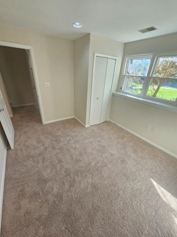 35 KINSMAN VIEW CIR, Silver Spring, MD 20901