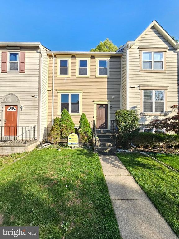 35 KINSMAN VIEW CIR, Silver Spring, MD 20901
