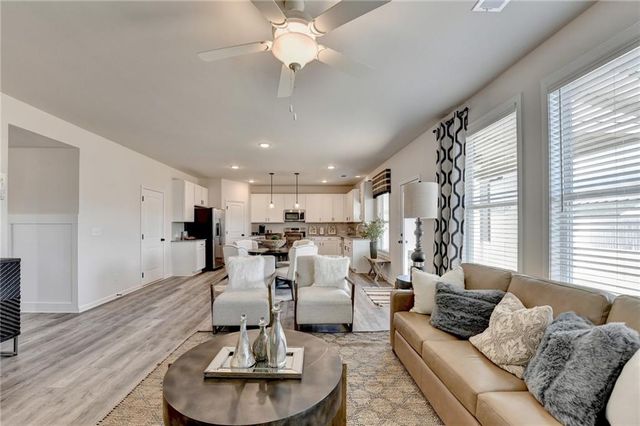 385 Rodeo Drive, Auburn, GA 30011