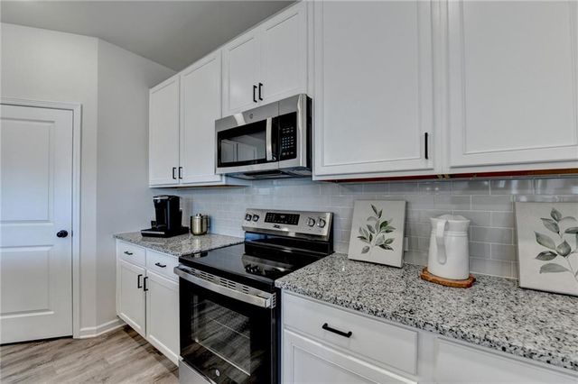 385 Rodeo Drive, Auburn, GA 30011