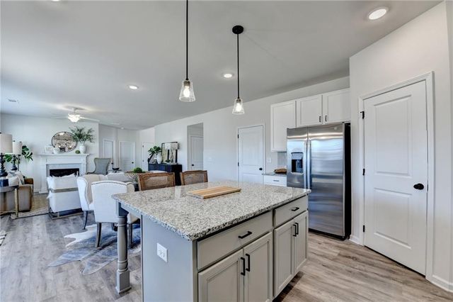 385 Rodeo Drive, Auburn, GA 30011