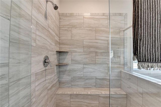 385 Rodeo Drive, Auburn, GA 30011