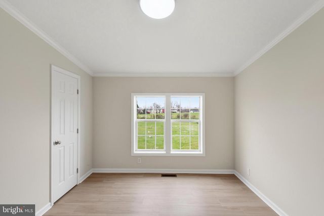 63 SNYDERS LN, Martinsburg, WV 25405