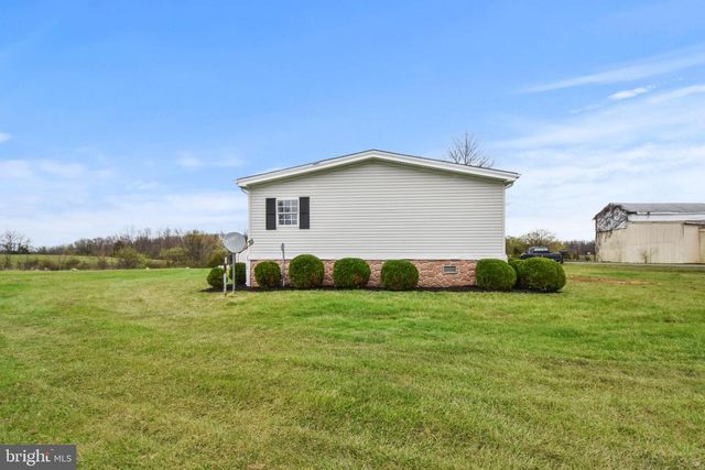 63 SNYDERS LN, Martinsburg, WV 25405