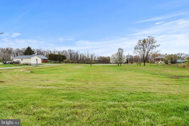 63 SNYDERS LN, Martinsburg, WV 25405