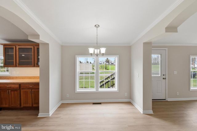 63 SNYDERS LN, Martinsburg, WV 25405