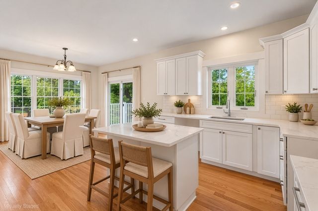 76 Valmor St, Worcester, MA 01604