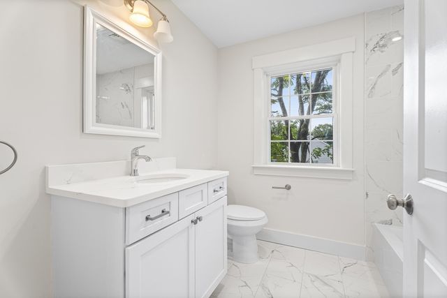 76 Valmor St, Worcester, MA 01604