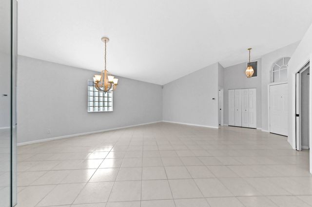 14066 Glenlyon Court, Delray Beach, FL 33446