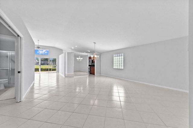 14066 Glenlyon Court, Delray Beach, FL 33446