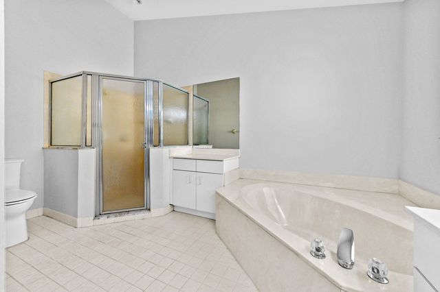 14066 Glenlyon Court, Delray Beach, FL 33446