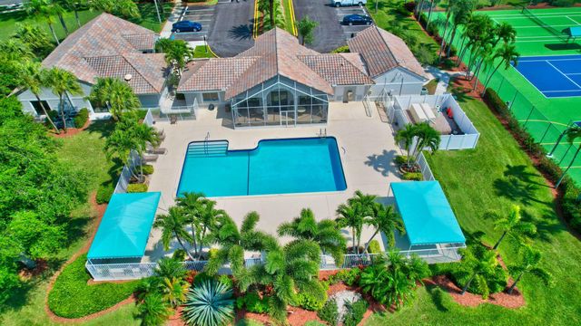 14066 Glenlyon Court, Delray Beach, FL 33446