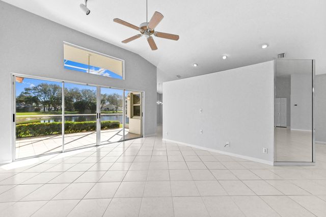 14066 Glenlyon Court, Delray Beach, FL 33446