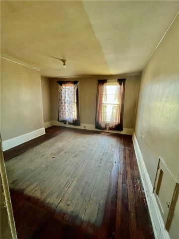 801 Fallowfield, Charleroi Boro, PA 15022