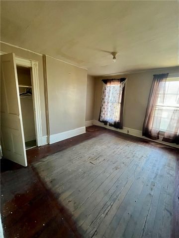 801 Fallowfield, Charleroi Boro, PA 15022