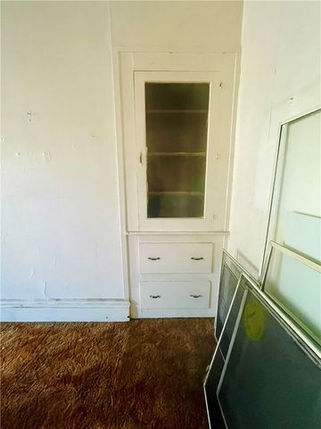 801 Fallowfield, Charleroi Boro, PA 15022