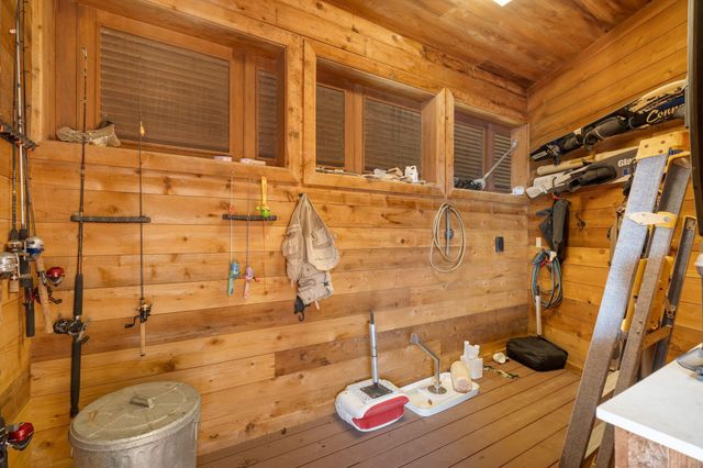 16 Chandeleur Point, Hattiesburg, MS 39402