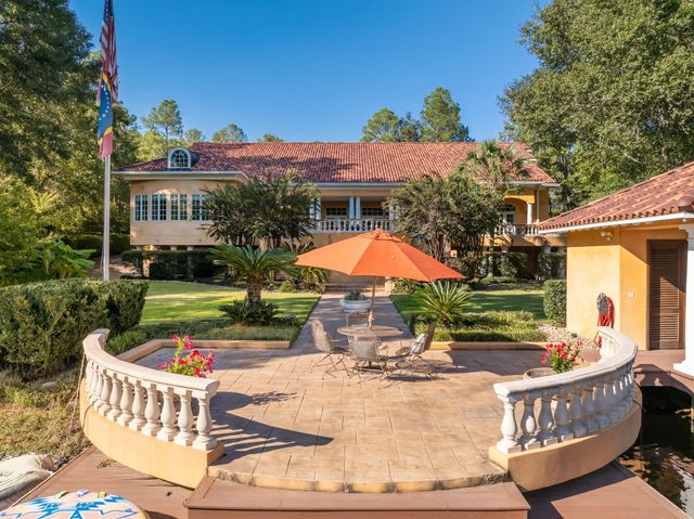 16 Chandeleur Point, Hattiesburg, MS 39402