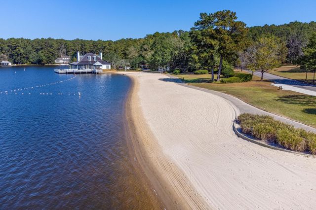 16 Chandeleur Point, Hattiesburg, MS 39402