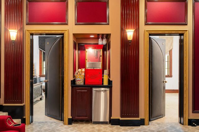 16 Chandeleur Point, Hattiesburg, MS 39402