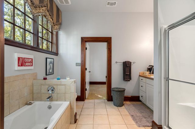 16 Chandeleur Point, Hattiesburg, MS 39402