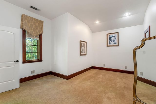 16 Chandeleur Point, Hattiesburg, MS 39402