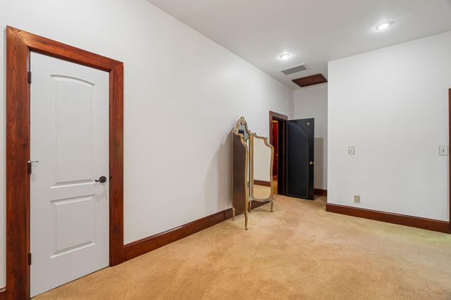 16 Chandeleur Point, Hattiesburg, MS 39402