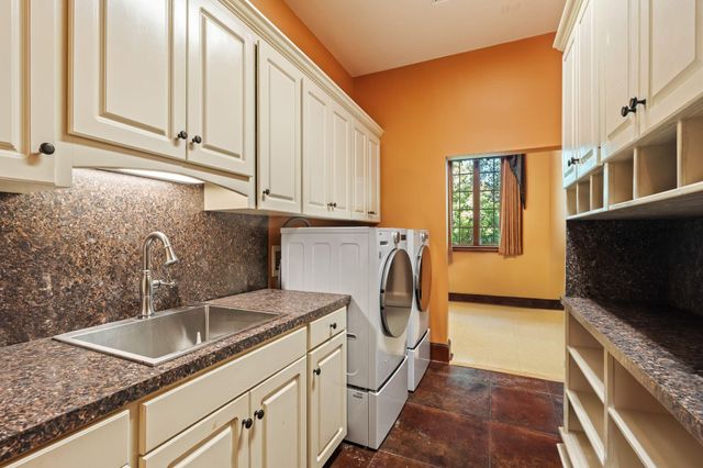 16 Chandeleur Point, Hattiesburg, MS 39402