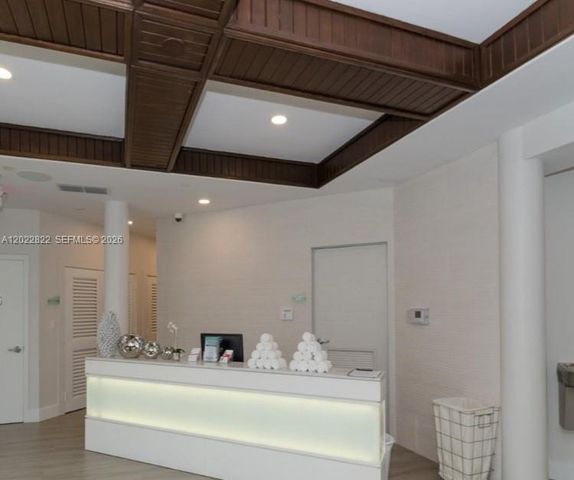 20281 E Country Club Dr 2310, Aventura, FL 33180