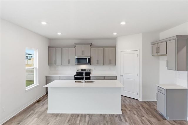 19614 W 201st Street, Spring Hill, KS 66083