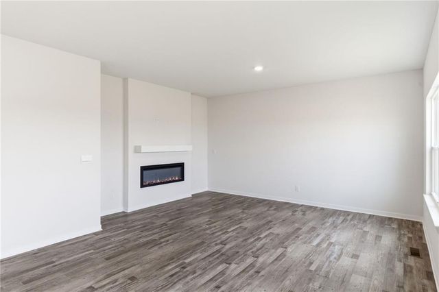 19614 W 201st Street, Spring Hill, KS 66083