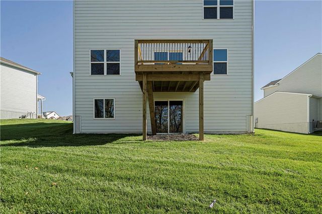 19614 W 201st Street, Spring Hill, KS 66083