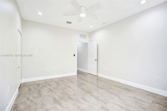 60 NE 26th St 60, Wilton Manors, FL 33305