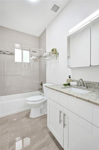 60 NE 26th St 60, Wilton Manors, FL 33305