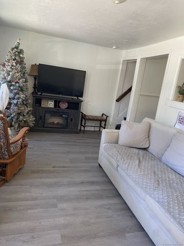 144 Prospect Avenue, Killingly, CT 06239