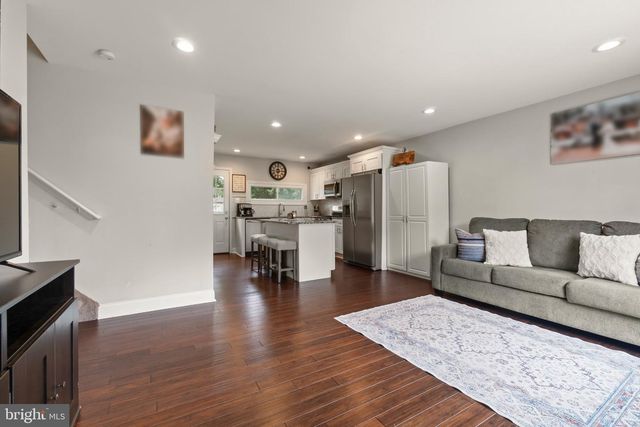 36 RICHARDS AVE, Pine Hill, NJ 08021