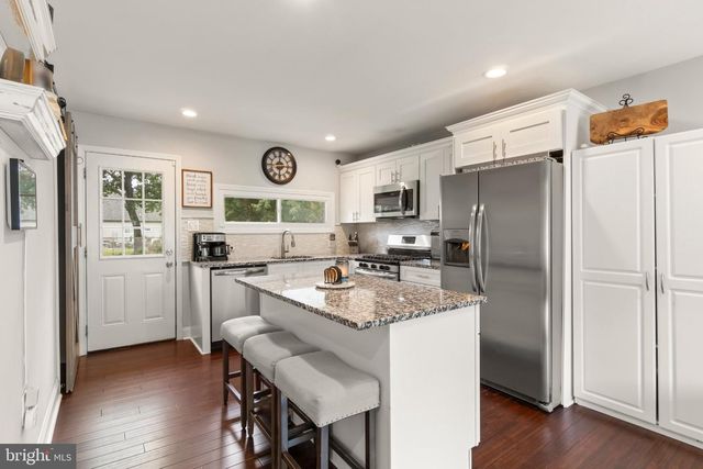 36 RICHARDS AVE, Pine Hill, NJ 08021