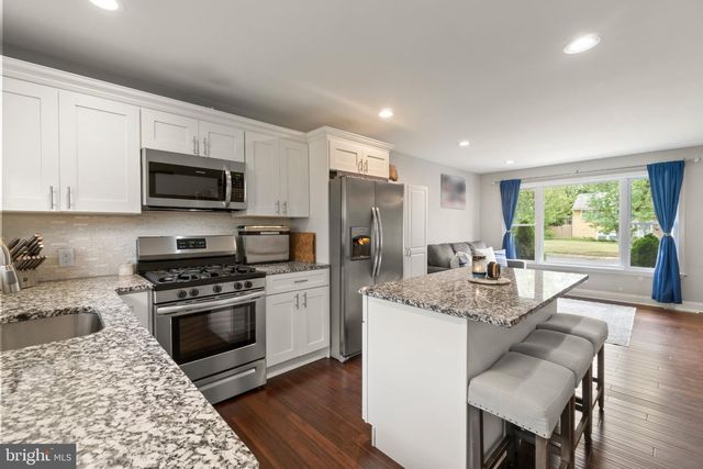 36 RICHARDS AVE, Pine Hill, NJ 08021