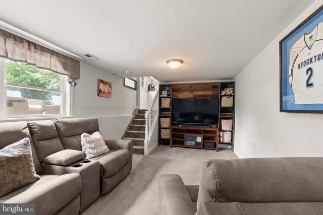 36 RICHARDS AVE, Pine Hill, NJ 08021