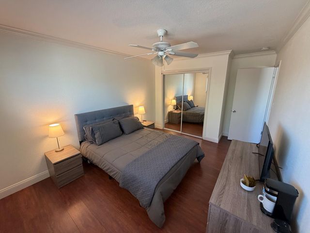 682 E Stuart Avenue, Fresno, CA 93710