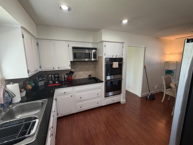 682 E Stuart Avenue, Fresno, CA 93710