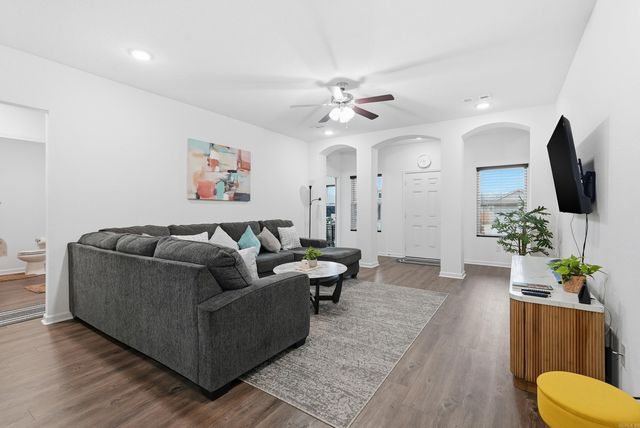 1050 Gallery Drive, Conway, AR 72032