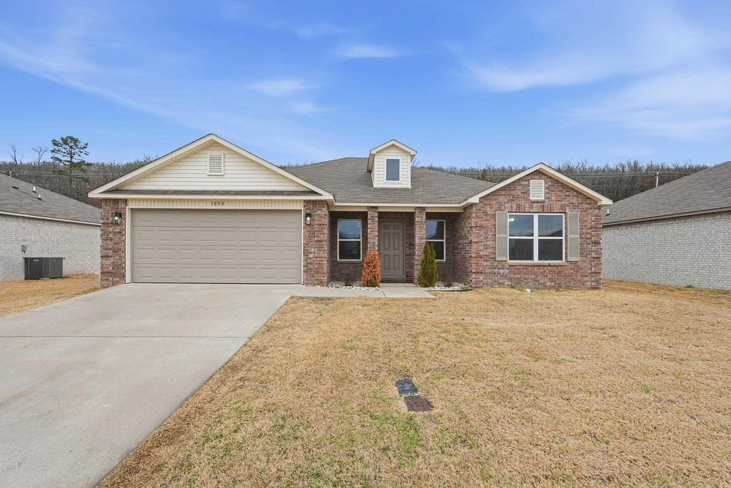1050 Gallery Drive, Conway, AR 72032
