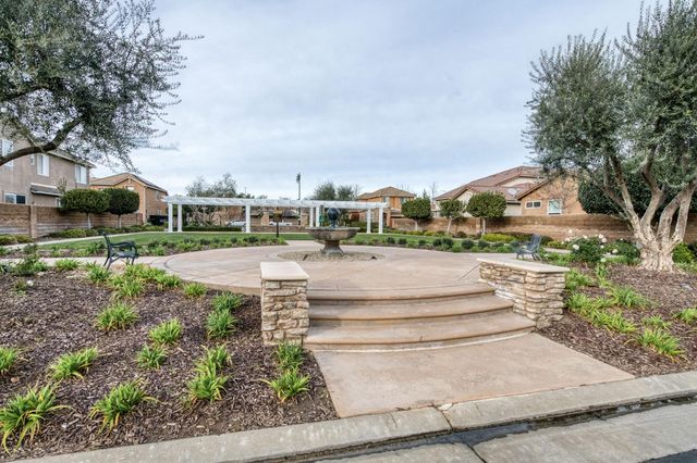 1851 N Dupree Lane, Clovis, CA 93619