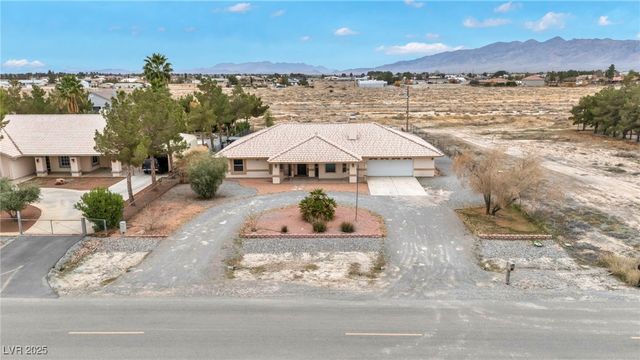 761 East Jaybird Street, Pahrump, NV 89048