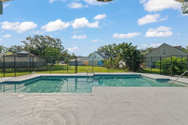 338 WINDFORD COURT, Winter Garden, FL 34787